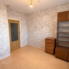 Продажа 3-комн квартиры на вторичном рынке пер Слепушкина,  д. 9