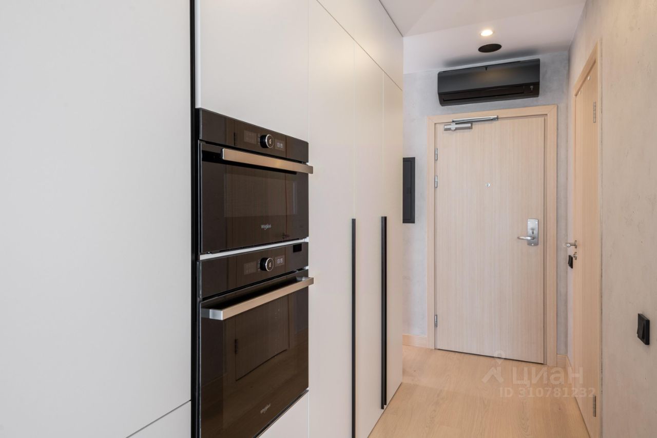 Продажа студии улица 1-я Леонова, 18