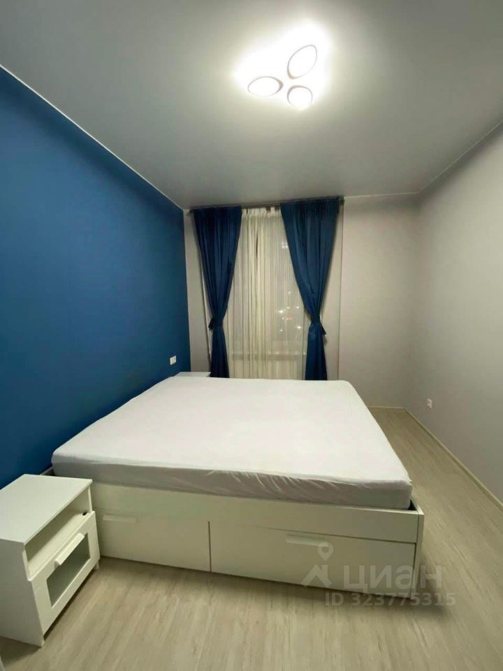 Аренда 2-комн квартиры на вторичном рынке проспект Обуховской обороны, 110К1