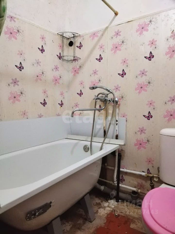 Продажа 1-комн квартиры на вторичном рынке Кириши, улица Энергетиков, 21
