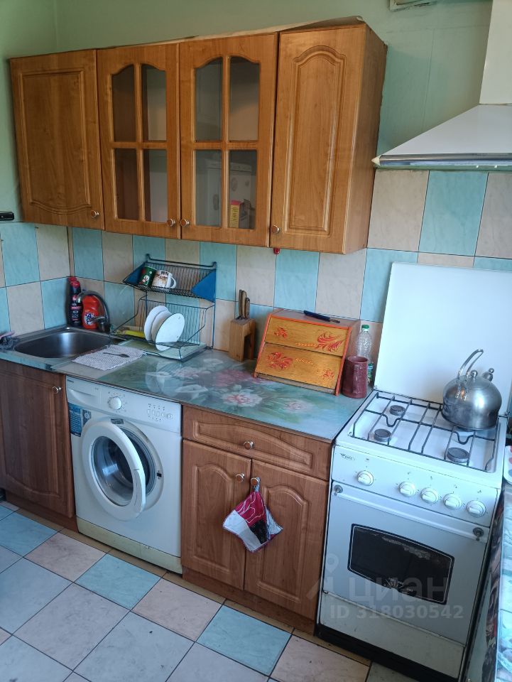 Продажа 3-комн квартиры на вторичном рынке проспект Шаумяна, 85