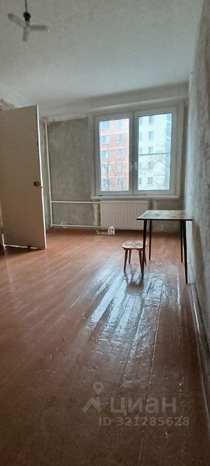 Продажа 2-комн квартиры на вторичном рынке Колпино, проспект Ленина, 45