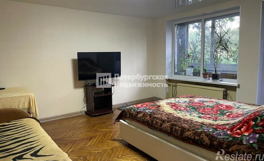 Продажа 3-комн квартиры на вторичном рынке улица Здоровцева,  д. 33 к1