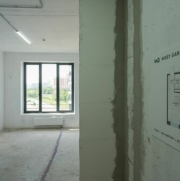 Продажа 3-комн квартиры на вторичном рынке проспект Генерала Дорохова,  д. 39 к2М
