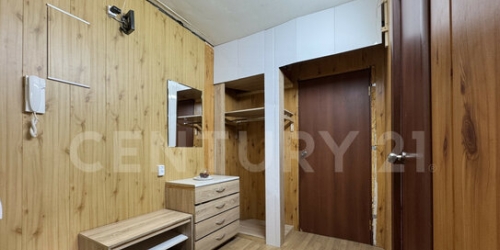 3-комн квартира Омская улица,  д. 23