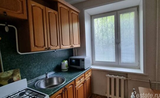 Аренда 2-комн квартиры на вторичном рынке Зыковский Стар. проезд,  д. 4