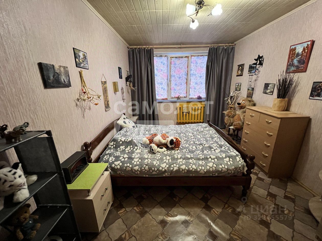 Продажа 2-комн квартиры на вторичном рынке пос. Ушаки, 8