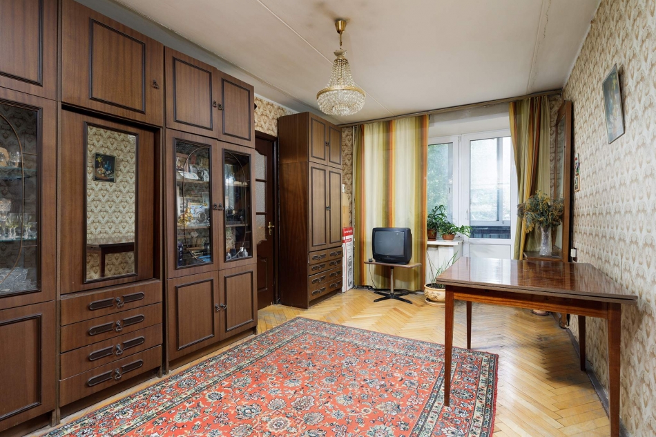 Продажа 3-комн квартиры на вторичном рынке Качалинская улица,  д. 9