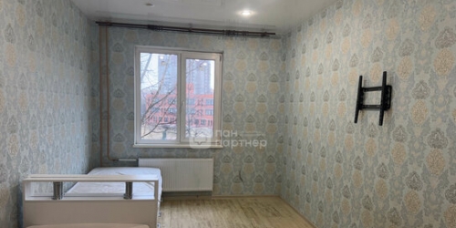 3-комн квартира Маршала Захарова ул,  д. 30,  к. 1