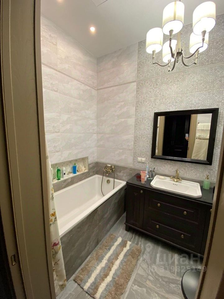 Продажа 3-комн квартиры на вторичном рынке Лахта тер., улица Новая, 51к34