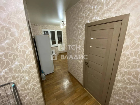 Продажа 1-комн квартиры на вторичном рынке Свердловский, улица Строителей,  д. 8