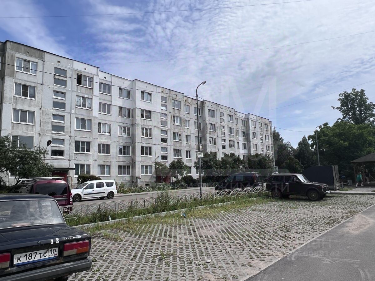 Продажа 1-комн квартиры на вторичном рынке Приозерск, улица Калинина, 49