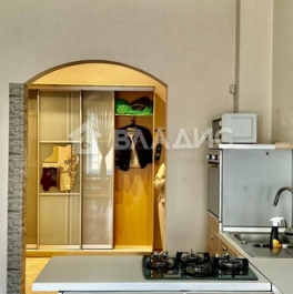 Продажа 2-комн квартиры на вторичном рынке Почтамтская улица,  д. 13