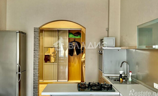 Продажа 2-комн квартиры на вторичном рынке Почтамтская улица,  д. 13