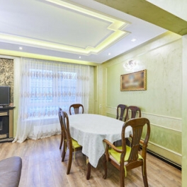 Продажа 3-комн квартиры на вторичном рынке Варшавское ш,  д. 141 к11