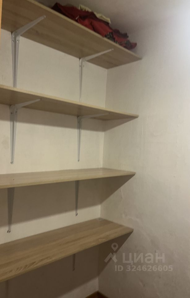 Аренда 2-комн квартиры на вторичном рынке Гранитная улица, 38