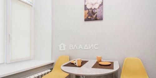 2-комн квартира улица Блохина,  д. 33