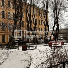 Продажа 4-комн квартиры на вторичном рынке проспект Бакунина,  д. 29