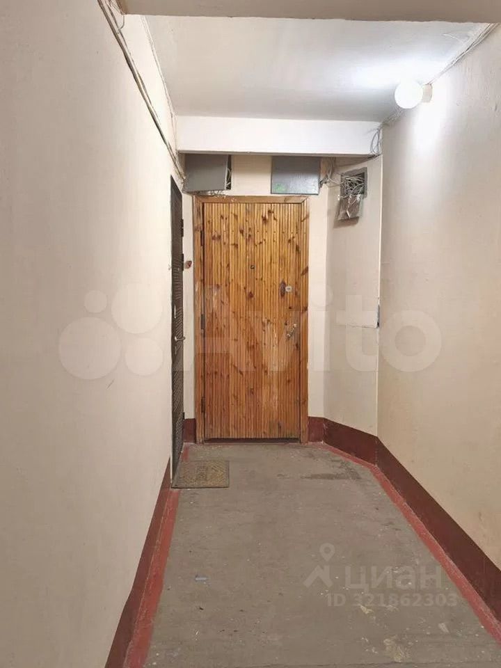 Продажа 2-комн квартиры на вторичном рынке Краснопутиловская улица, 121