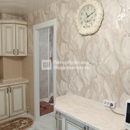 Продажа 3-комн квартиры на вторичном рынке Яхтенная улица,  д. 9 к3