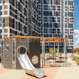 Продажа 2-комн квартиры на вторичном рынке Артековская улица,  д. 4 к2