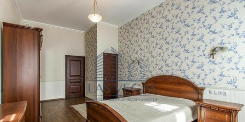 4-комн квартира Греческий пр-кт,  д. 12