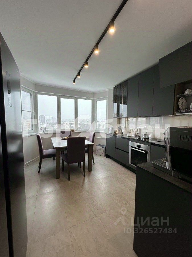 Продажа 2-комн квартиры на вторичном рынке Болотниковская улица, 36к2