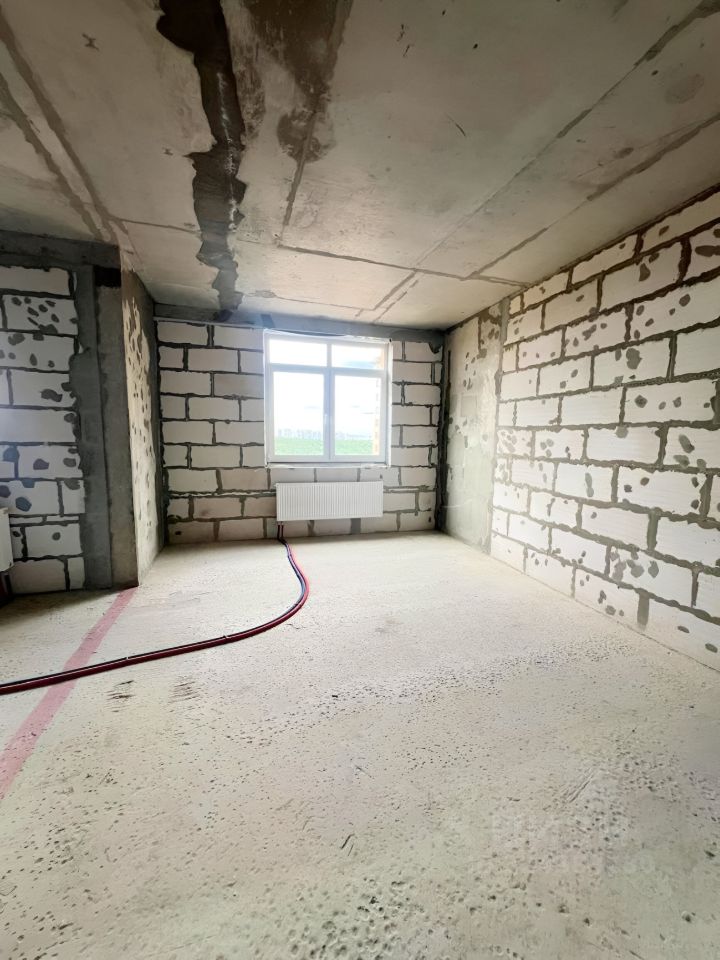 Продажа 1-комн квартиры на вторичном рынке пос. Развилка, проезд Римский, 13