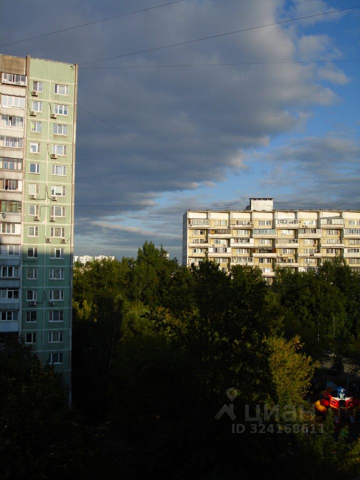 Аренда 2-комн квартиры на вторичном рынке улица Коненкова,  д. 19А