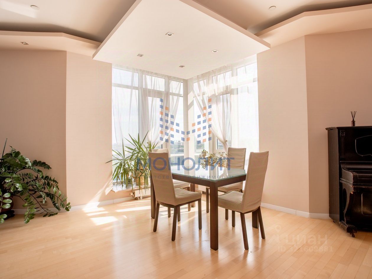 Продажа 3-комн квартиры на вторичном рынке Мосфильмовская улица, 70к3