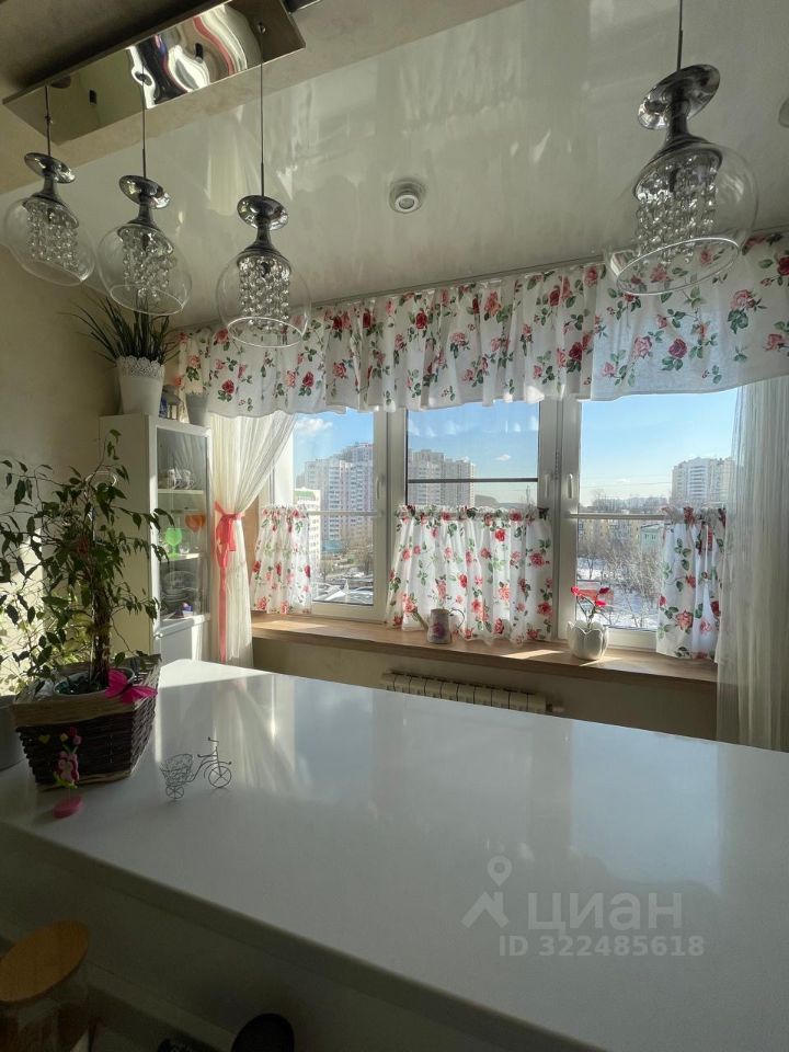 Продажа 2-комн квартиры на вторичном рынке Дзержинский, улица Ленина, 2а