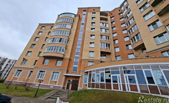 Продажа 2-комн квартиры на вторичном рынке Синявино, улица Кравченко,  д. 11