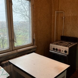 Продажа 1-комн квартиры на вторичном рынке Рабфаковский 2-й пер,  д. 5 к4