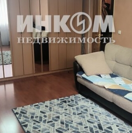 Продажа 2-комн квартиры на вторичном рынке улица Раменки,  д. 18