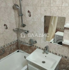 Продажа 1-комн квартиры на вторичном рынке Болотниковская улица,  д. 51 к1