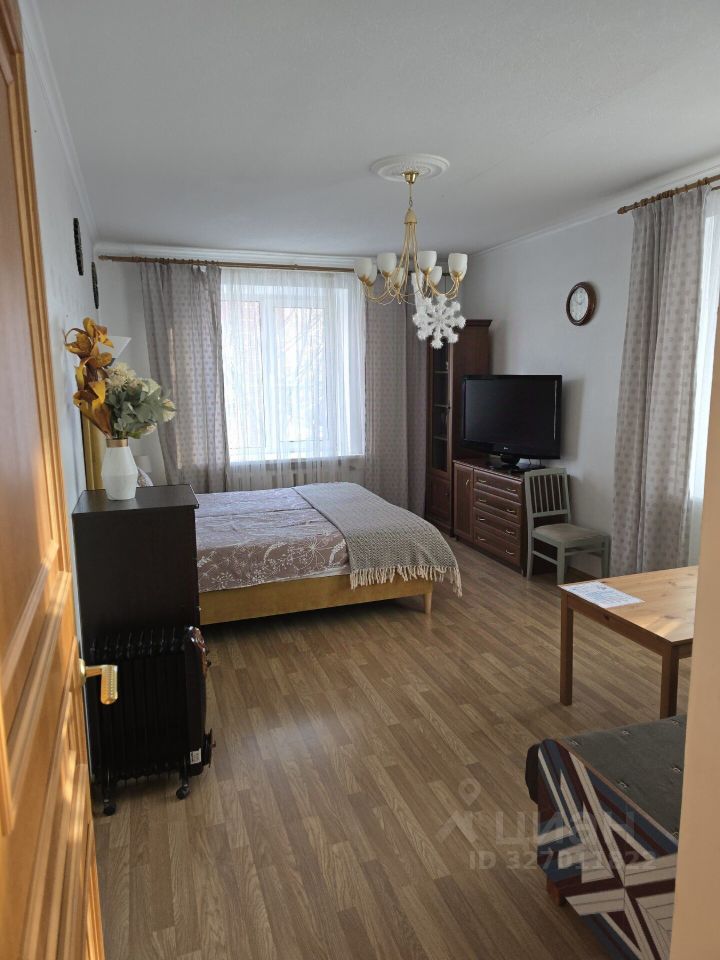 Продажа 1-комн квартиры на вторичном рынке Пушкин, улица Глинки, 14