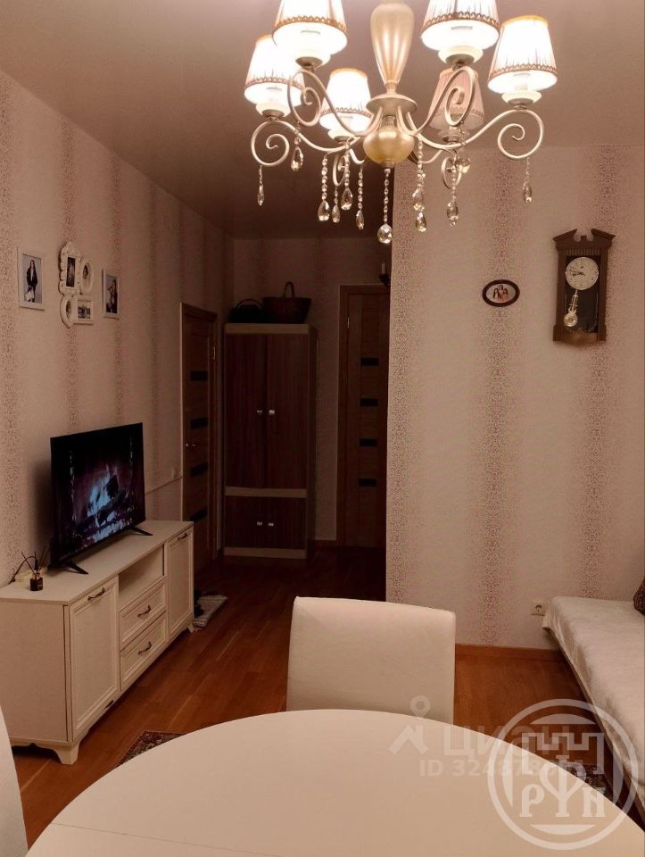 Продажа 3-комн квартиры на вторичном рынке Сланцы, улица Маяковского, 2