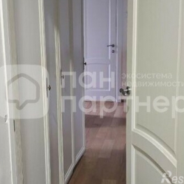 Продажа 2-комн квартиры на вторичном рынке площадь Чернышевского,  д. 10