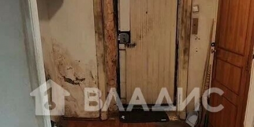 3-комн квартира улица Савушкина,  д. 53