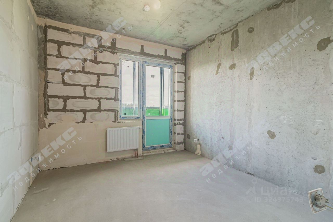 Продажа 1-комн квартиры на вторичном рынке Сиверский городской поселок, улица Космонавта Титова, 1