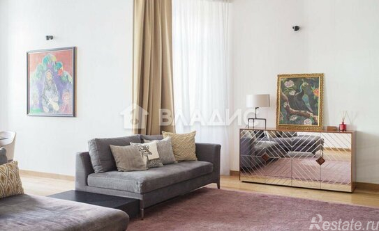 Продажа 4-комн квартиры на вторичном рынке ул Сретенка,  д. 26/1