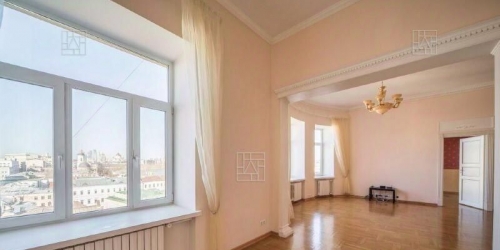 4-комн квартира Климентовский пер,  д. 6