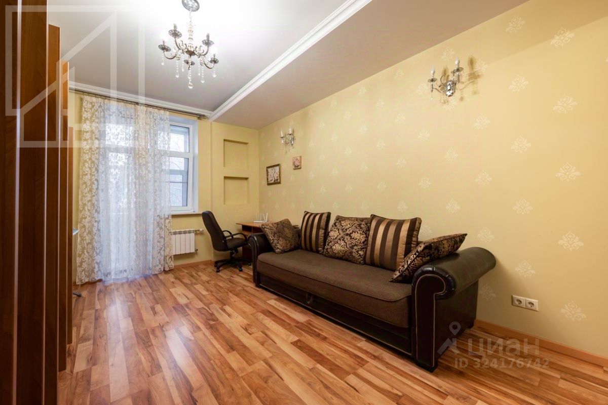 Аренда 3-комн квартиры на вторичном рынке улица Александра Невского, 27