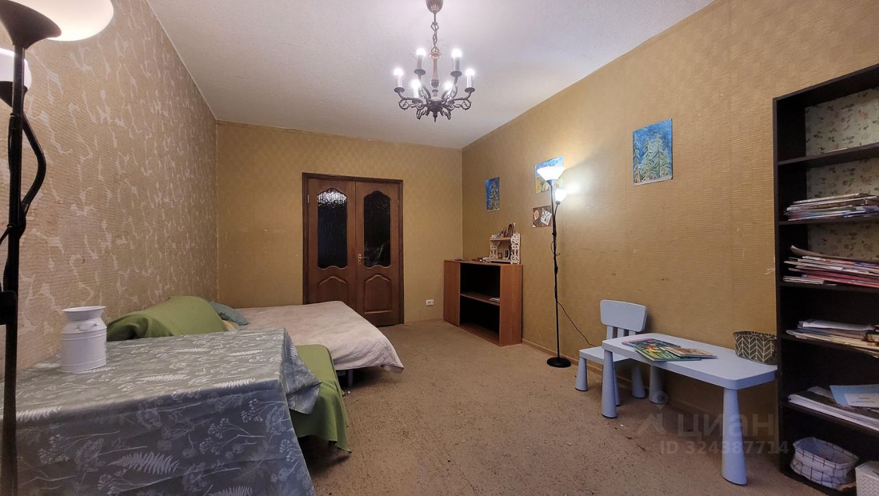 Продажа 3-комн квартиры на вторичном рынке Кантемировская улица, 18К5