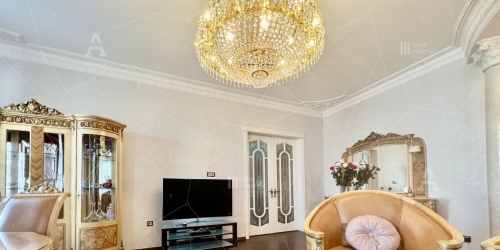 2-комн квартира Караванная улица,  д. 3/35