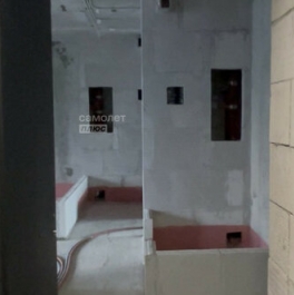 Продажа 4-комн квартиры на вторичном рынке Береговой проезд,  д. 2,  к. 17