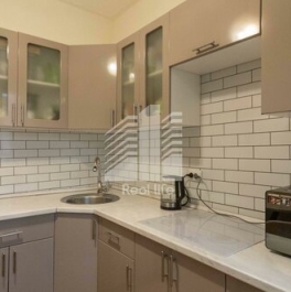 Продажа 1-комн квартиры на вторичном рынке улица Бабушкина