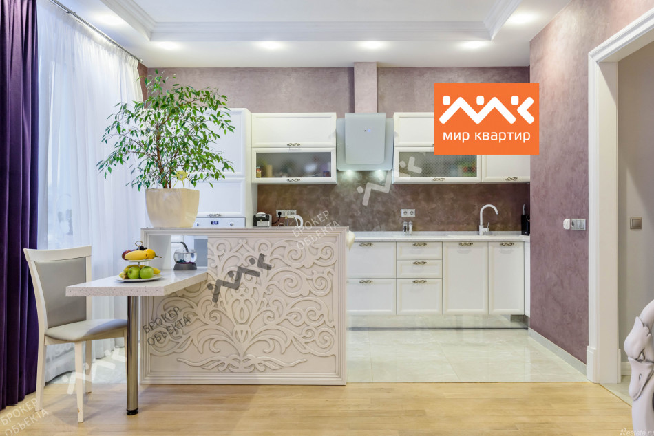 Продажа 3-комн квартиры на вторичном рынке Крестовский пр-кт,  д. 15