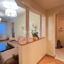 Продажа 3-комн квартиры на вторичном рынке Ленинский пр-кт,  д. 129 к1