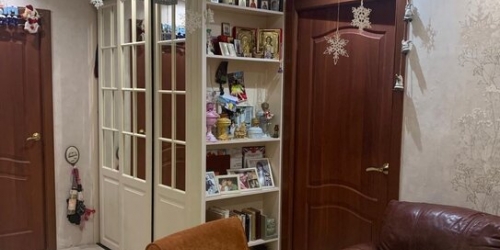 3-комн квартира улица Маршала Новикова,  д. 11